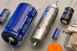 Hold-up Capacitors